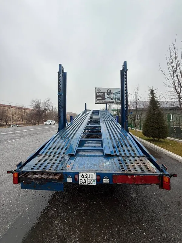 Продается автовоз прицеп avtavoz 18.3M