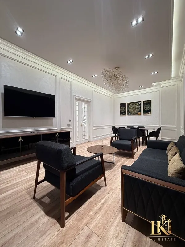3-комнатная квартира, 100 м², ЖК Boulevard (Шайхантахурский район) — фото 1