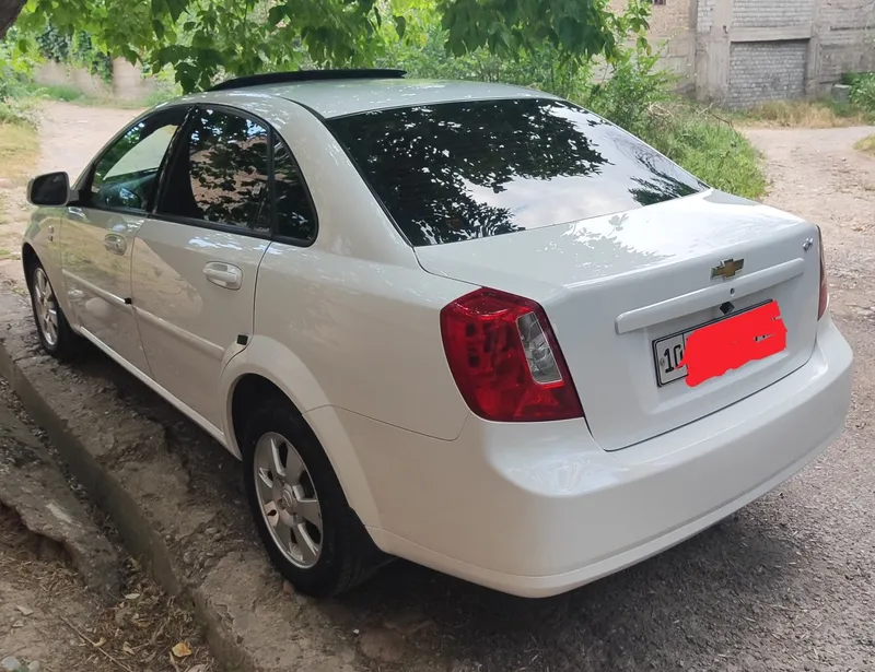 Chevrolet Gentra 2