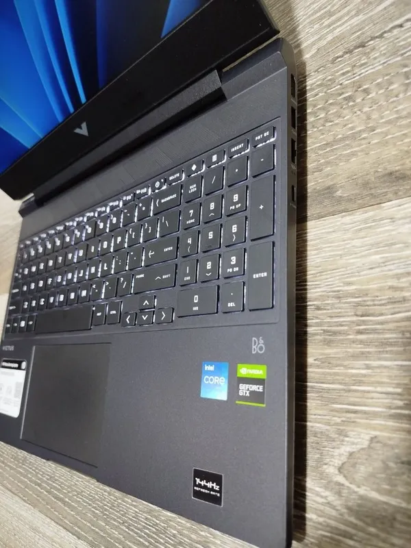 Hp victus Gaming i5-12450H(12-avlod) 8/512gb GTX 1650 4gb 8/512gb 5