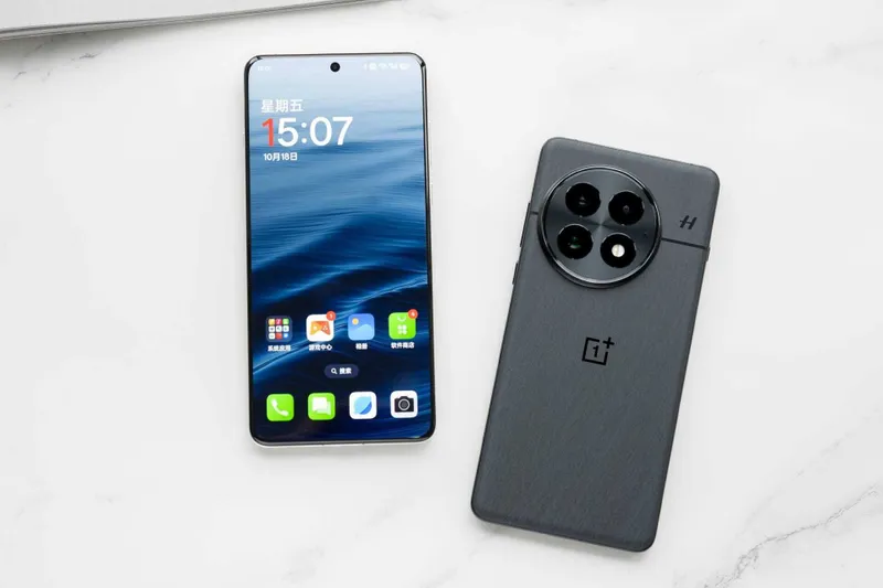 OnePlus 13 12/256 5G - TOP smartfon 1