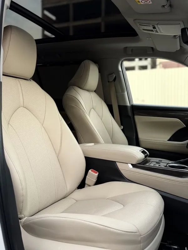 Toyota Highlander Hybrid Limited Full — фото 4