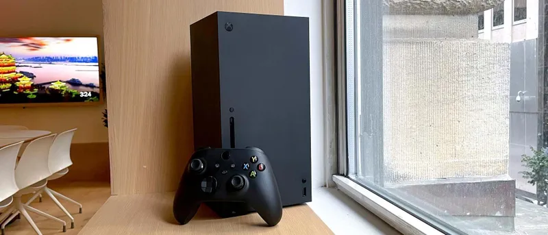 XBOX Series X 1Tb, gamepad НОВЫЙ и Наушники!