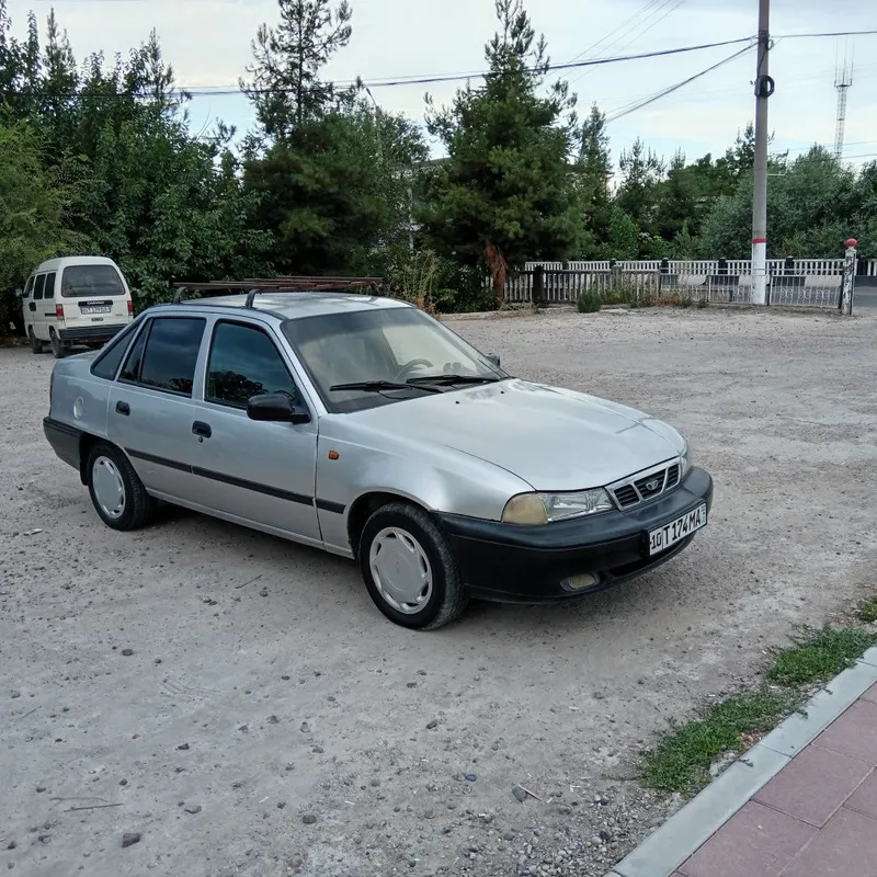 Nexia sotiladi holati yaxshi yurib turgan moshina 5