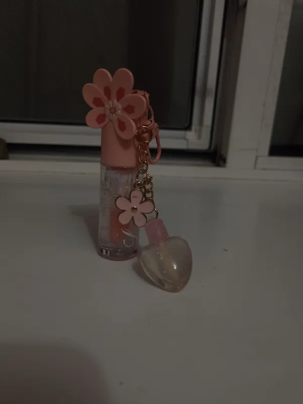Lovelies Lip Gloss
