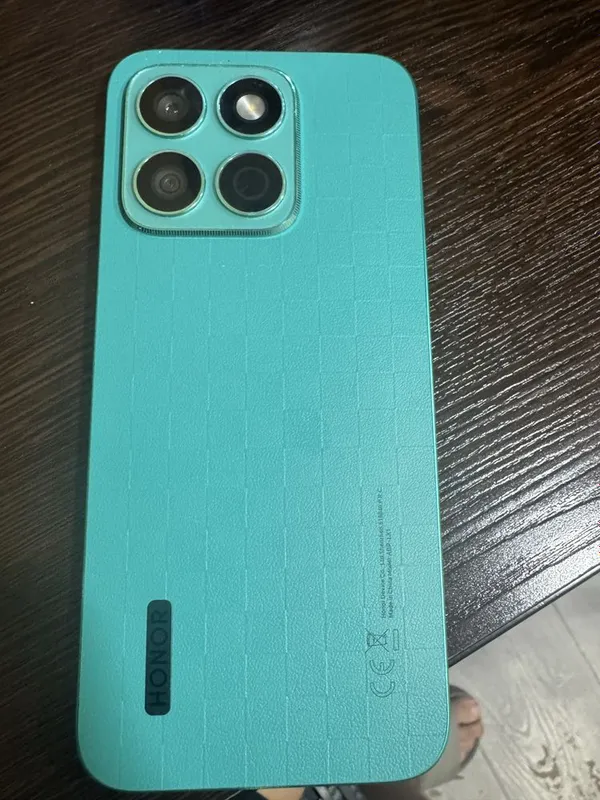 Продаю HONOR X8C 8/128 2 Продаю HONOR X8C 8/128 2