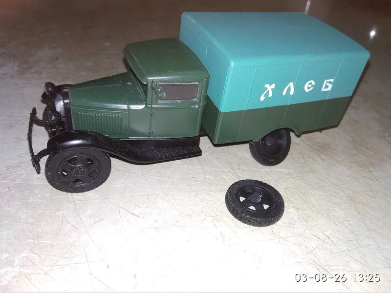 Модель ГАЗ-АА Доставка хлеба. ф.ДеАгостини, масштаб 1:43 5 Модель ГАЗ-АА Доставка хлеба. ф.ДеАгостини, масштаб 1:43 5
