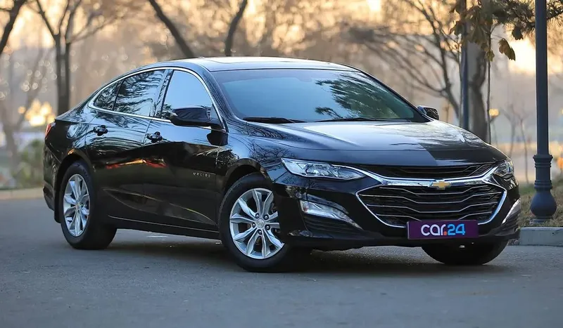 Женщины инструкторы машины автомат коробки