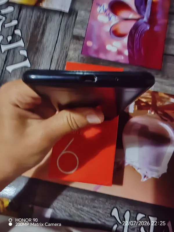 redmi 6 ekrani singan kamerani shishasi yoʻq 5