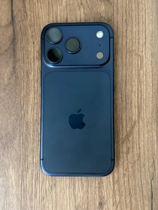 iphone 17 pro 1