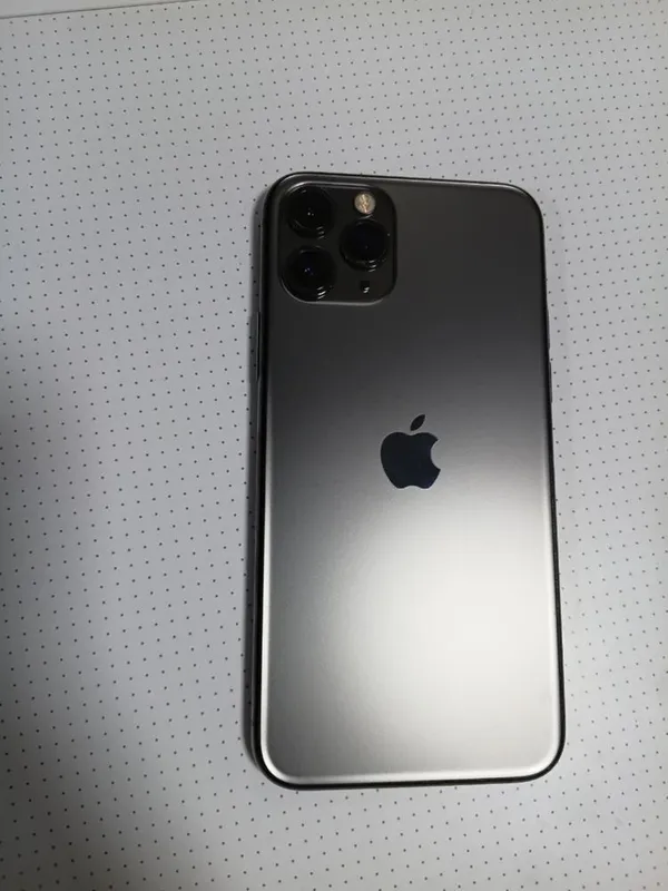 iPhone 11 pro 64gb 1 iPhone 11 pro 64gb 1