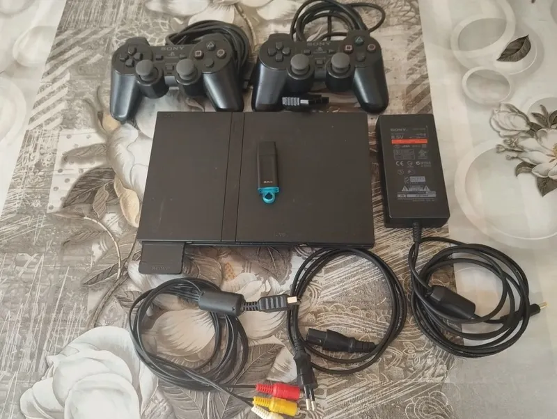 Игровая приставка Playstation 2 прошитая 64 gb 3 Игровая приставка Playstation 2 прошитая 64 gb 3