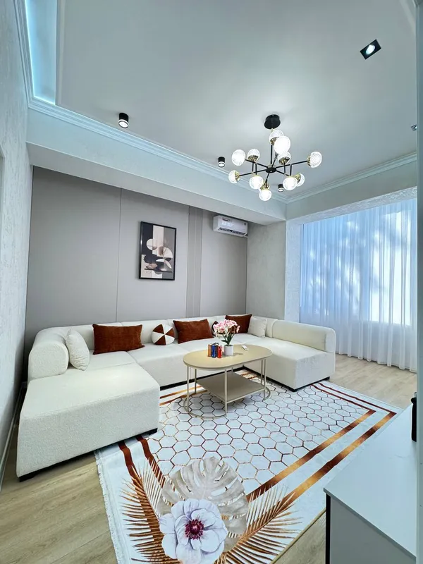 Продаётся 4-комнатная квартира 90 м², 2/7, Чиланзарский район