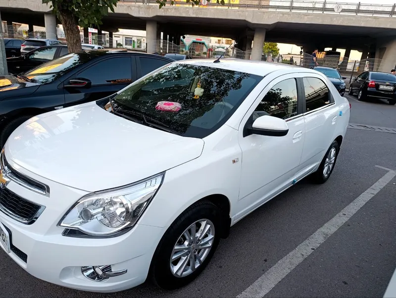 Белый Cobalt автомат 2023 года, 4 позиция, пробег 19 000 3