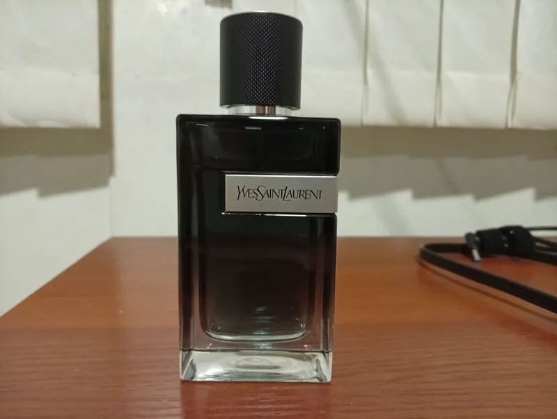 Yves Saint Laurent, original. 1