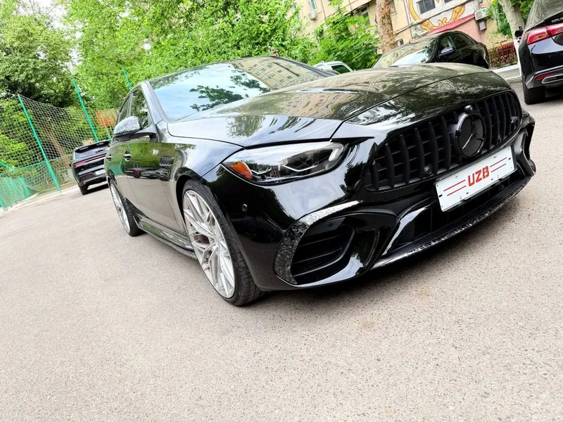 Mercedes-Benz AMG C63 SE performance — фото 3