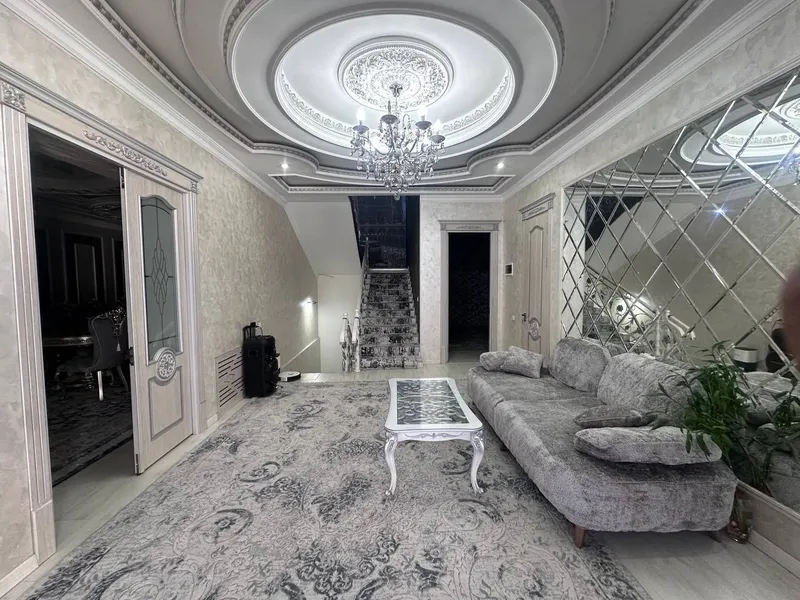 Хасанбой 3х уровневый Евро дом 3,1 сотки 450 м² 7 комнат с летней кухн — фото 2