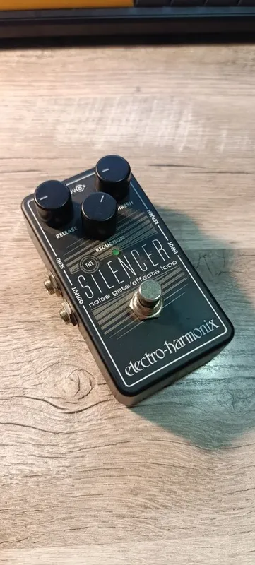 Продам Electro-Harmonix Silencer 1 Продам Electro-Harmonix Silencer 1