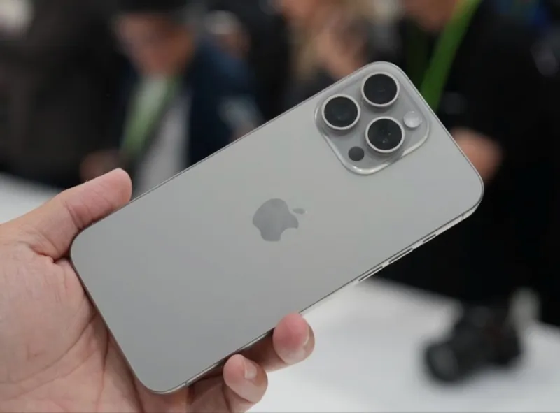 Iphone 15 pro 256 gb titanium
