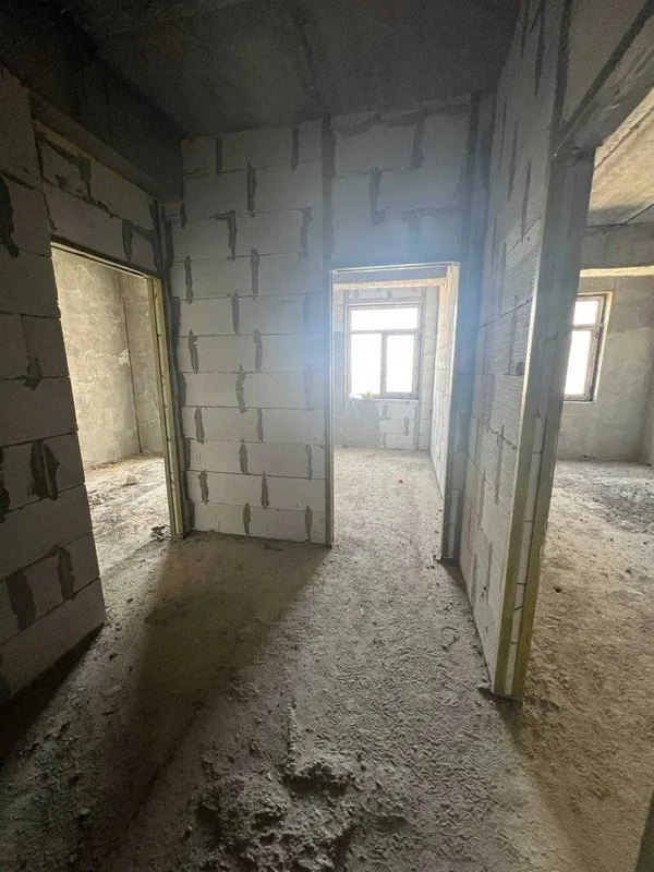 1-Мактаб рўпарасида 2 хоналик квартира — фото 1
