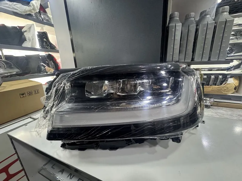 Toyota Land Cruiser 300 Fara orginal Lh 3