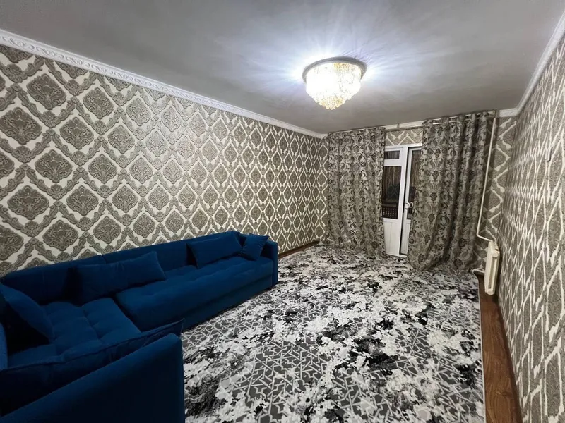 Сдаётся 2х комнатная квартира C обстановкой В горде Алмалыке — фото 1