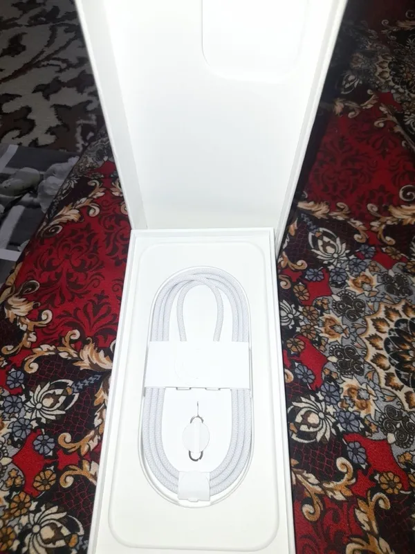 Iphone 16 pro max yangi ochilmagan 4