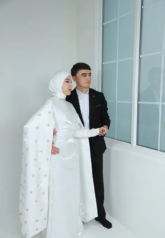 Ko’ylak vecherniy hammasi qo’l ishi — фото 2