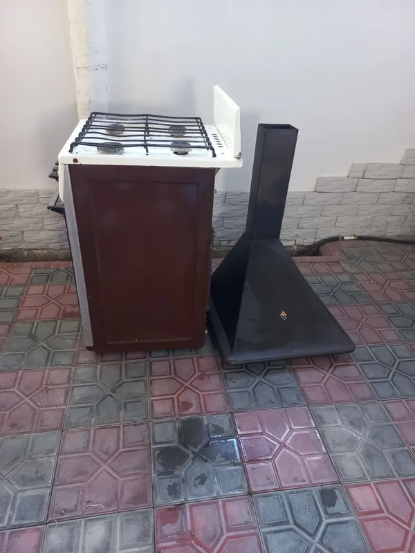 Газ плита с вытяжкой.Обновили. 1