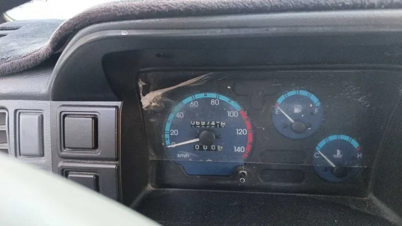 LABO 2024 metan gaz furgon 69 000 probeg — фото 4
