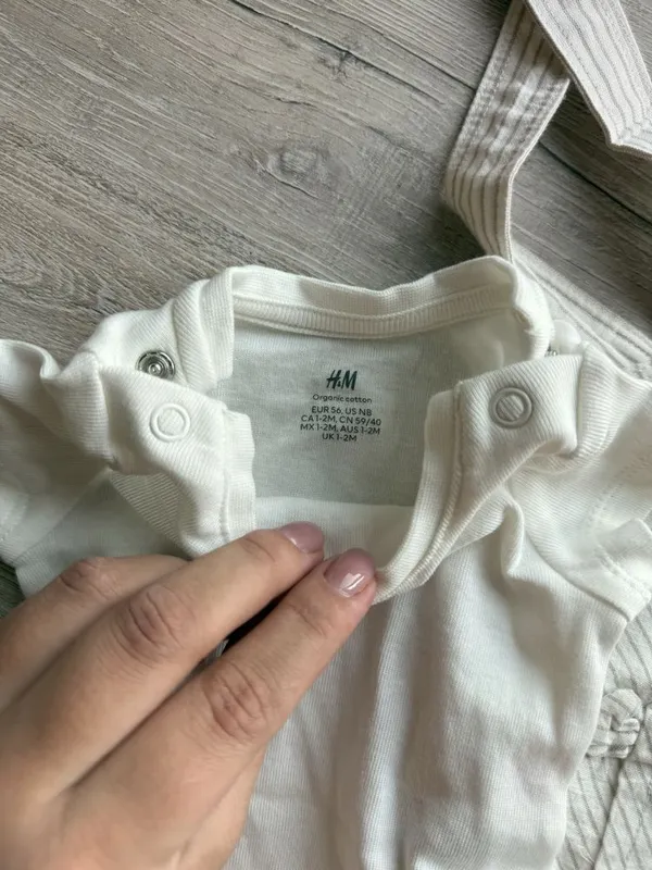H&M комбинезон с боди 2 H&M комбинезон с боди 2