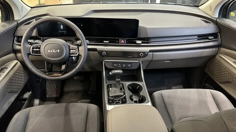 Kia Carnival PE 2026 Kia Rohat rassrochka — фото 3