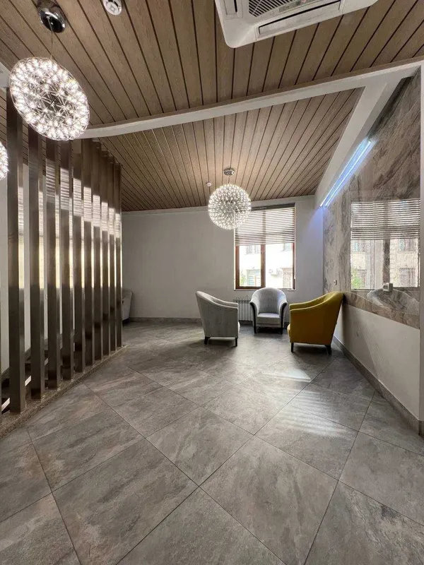 Помещения в отдельно стоящем здании на улица Паркентская 330 м²! — фото 1
