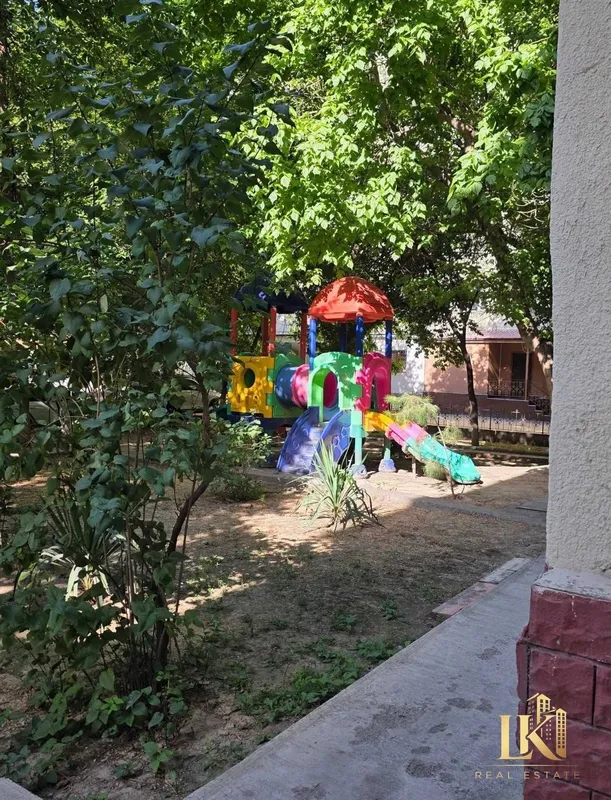 2 xonali kvartira sotiladi, 44 m², Yunusobod tumani 9