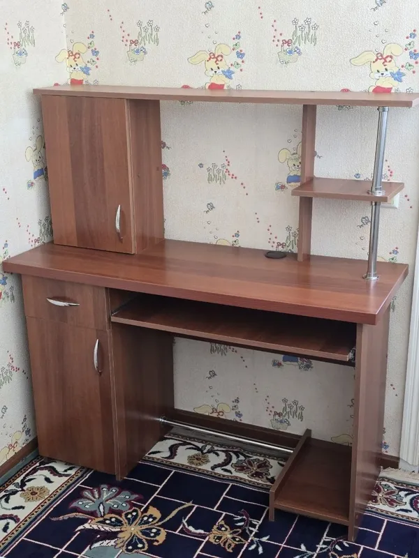 Боллар учун стол, стол для ребенка