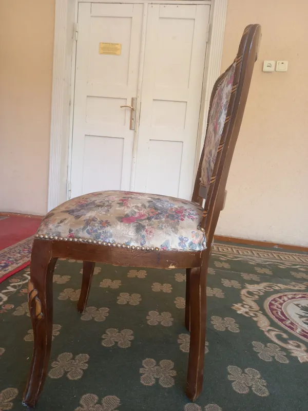 Стол и стулья для зала 2 Стол и стулья для зала 2