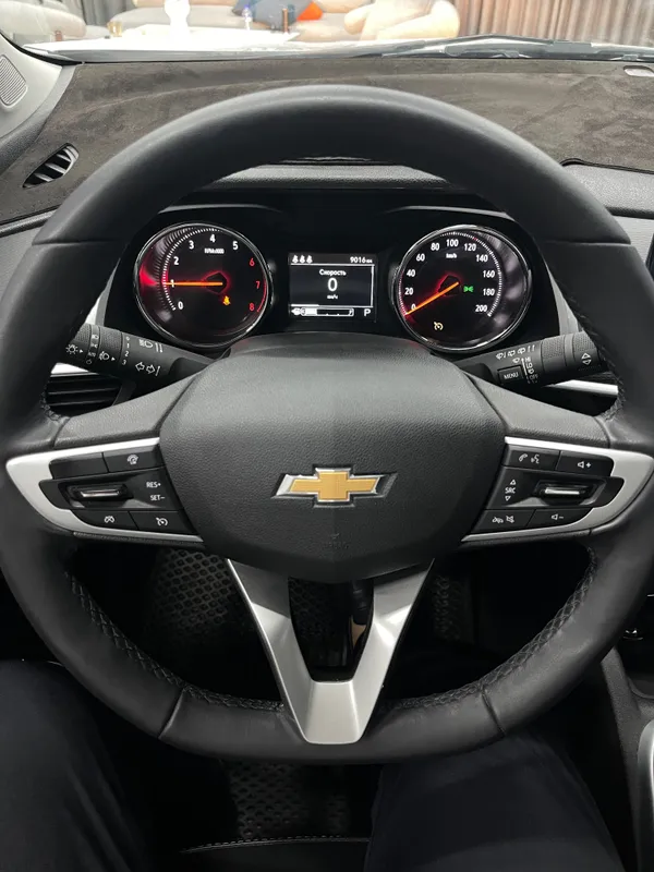 Tracker 2 LTZ avtomobil sotiladi ! 8 Tracker 2 LTZ avtomobil sotiladi ! 8