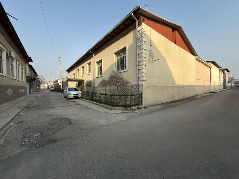 Срочная продажа участка Амир Темура Махаля 6 соток фасад 25,6-24 метра — фото 1
