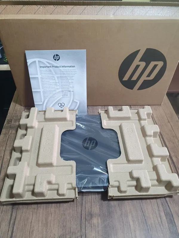 Янги пачка НОУТБУК HP, хали Windows урнатилмаган