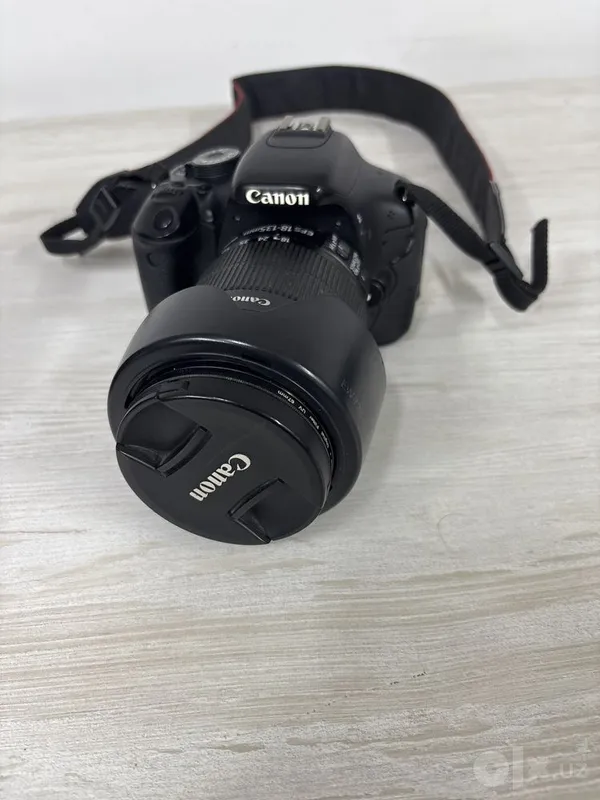 Зеркальный фотоаппарат Canon EOS 600D Kit 18-135mm IS 1 Зеркальный фотоаппарат Canon EOS 600D Kit 18-135mm IS 1
