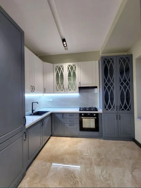 Kunlik kvartira Gardens Residence 4