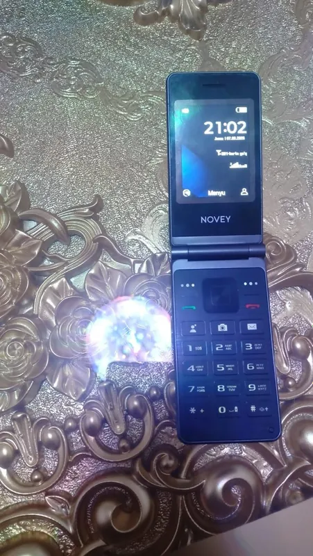 Telefon 250000.. 3 Telefon 250000.. 3