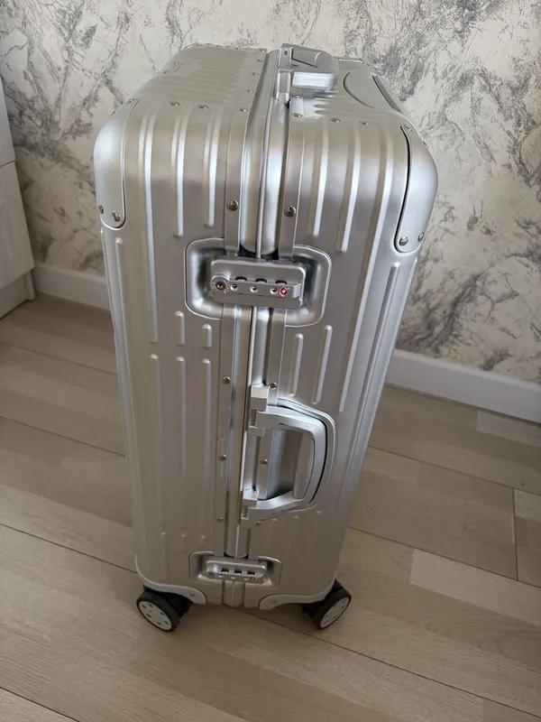 Чемодан Rimowa аллюминевый 24 дюйма 3 Чемодан Rimowa аллюминевый 24 дюйма 3