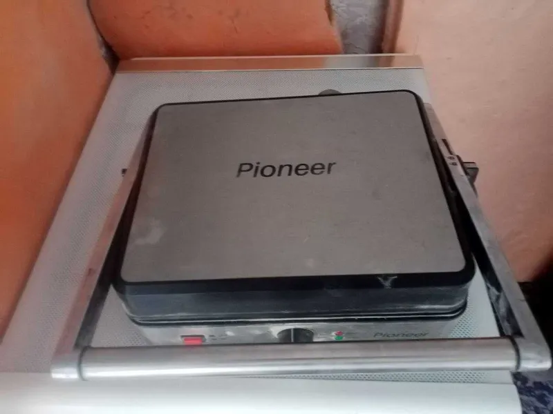продаются тостер Pioner — фото 1