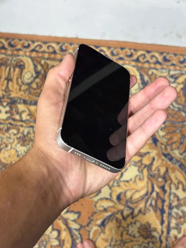 iPhone 14 256gb 99% 2 iPhone 14 256gb 99% 2