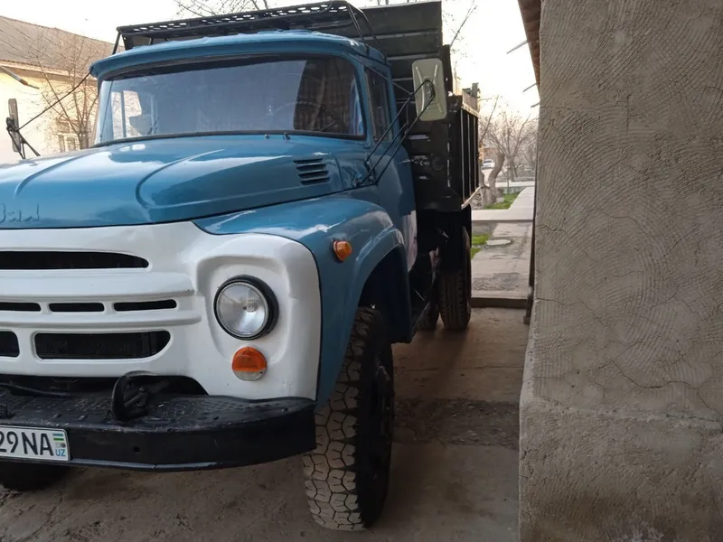 Zil 130 yili-1976
