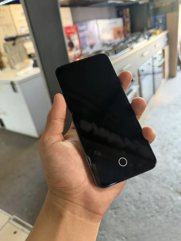 Xiaomi 14 sotiladi 2 Xiaomi 14 sotiladi 2