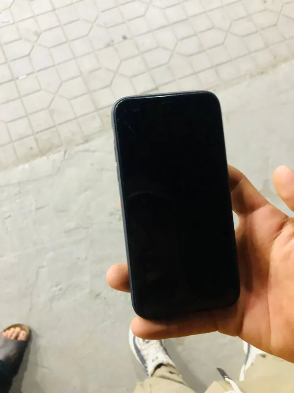 iPhone xes xolati yaxshi... 1 iPhone xes xolati yaxshi... 1
