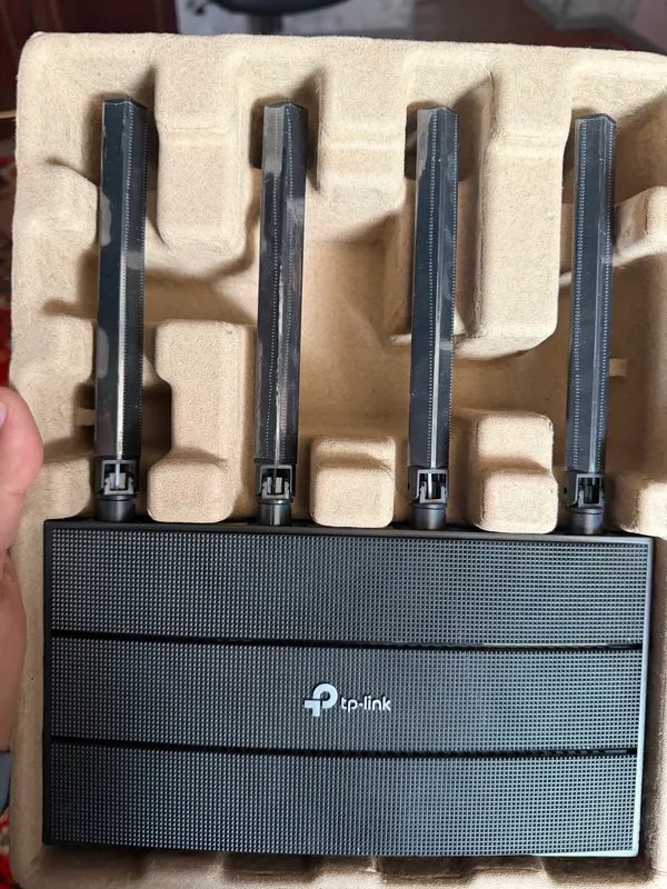 TP Link WiFi router — фото 1