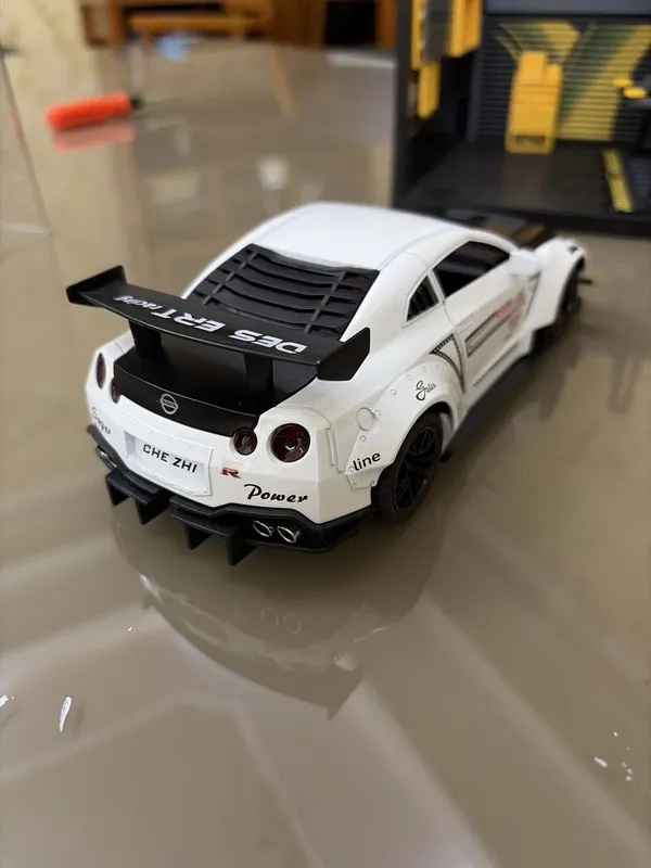 1:24 oʻlchamdagi model avtomobil nissan gtr sotiladi. — фото 1